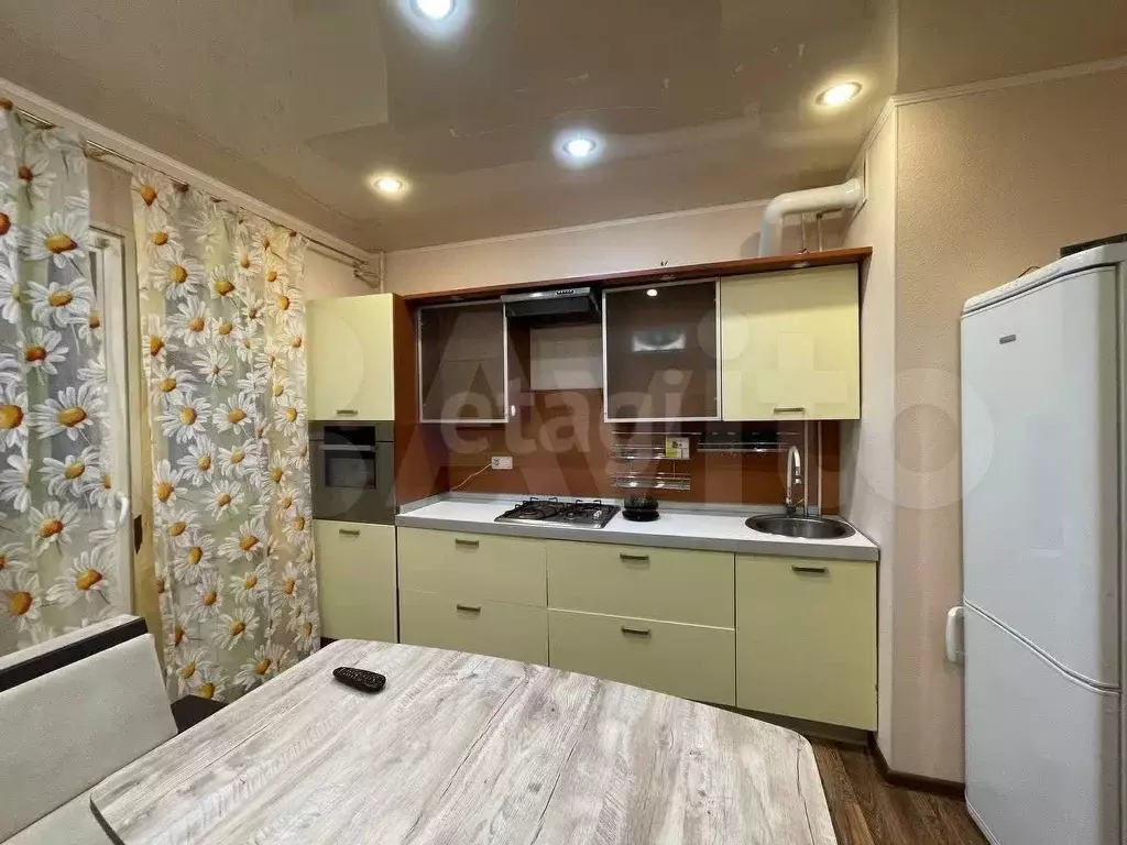 1-к. квартира, 50 м, 1/8 эт. - Фото 1