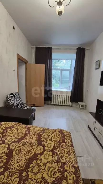 2-к кв. Псковская область, Остров ул. Освобождения, 4 (55.9 м) - Фото 0