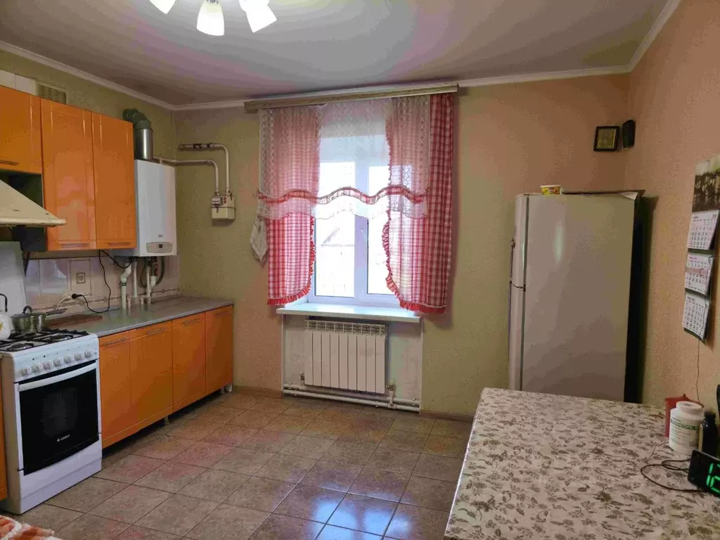 Дом в Башкортостан, Стерлитамакский район, Отрадовский сельсовет, с. ... - Фото 2