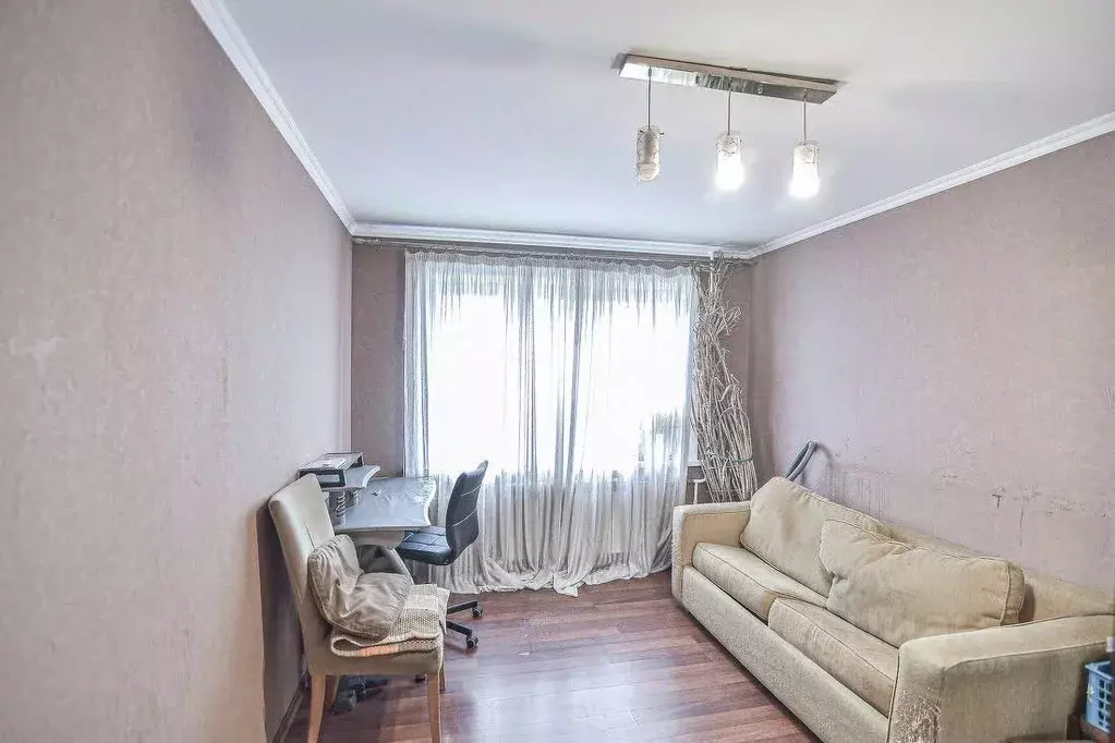 5-к кв. Сахалинская область, Южно-Сахалинск Комсомольская ул., 280 ... - Фото 1