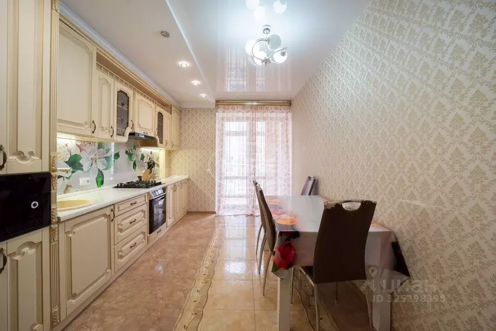 2-к кв. Калининградская область, Калининград Красная ул., 139Б (72.0 ... - Фото 2