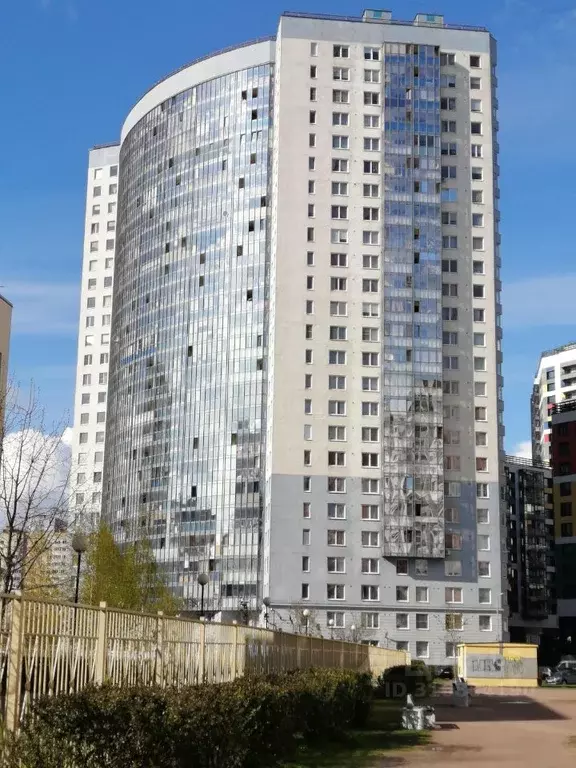 4-к кв. Санкт-Петербург ул. Оптиков, 34к2 (88.2 м) - Фото 0