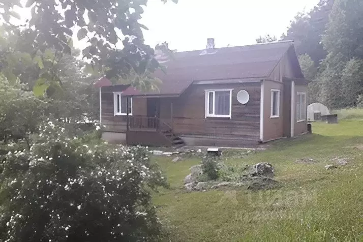 Дом в Карелия, Сортавальский район, Хаапалампинское с/пос, пос. Вуорио ... - Фото 1