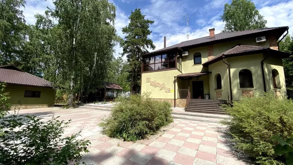 Дом в Тюменская область, Тюмень База Отдыха Верхний Бор тер.,  (288 м) - Фото 1