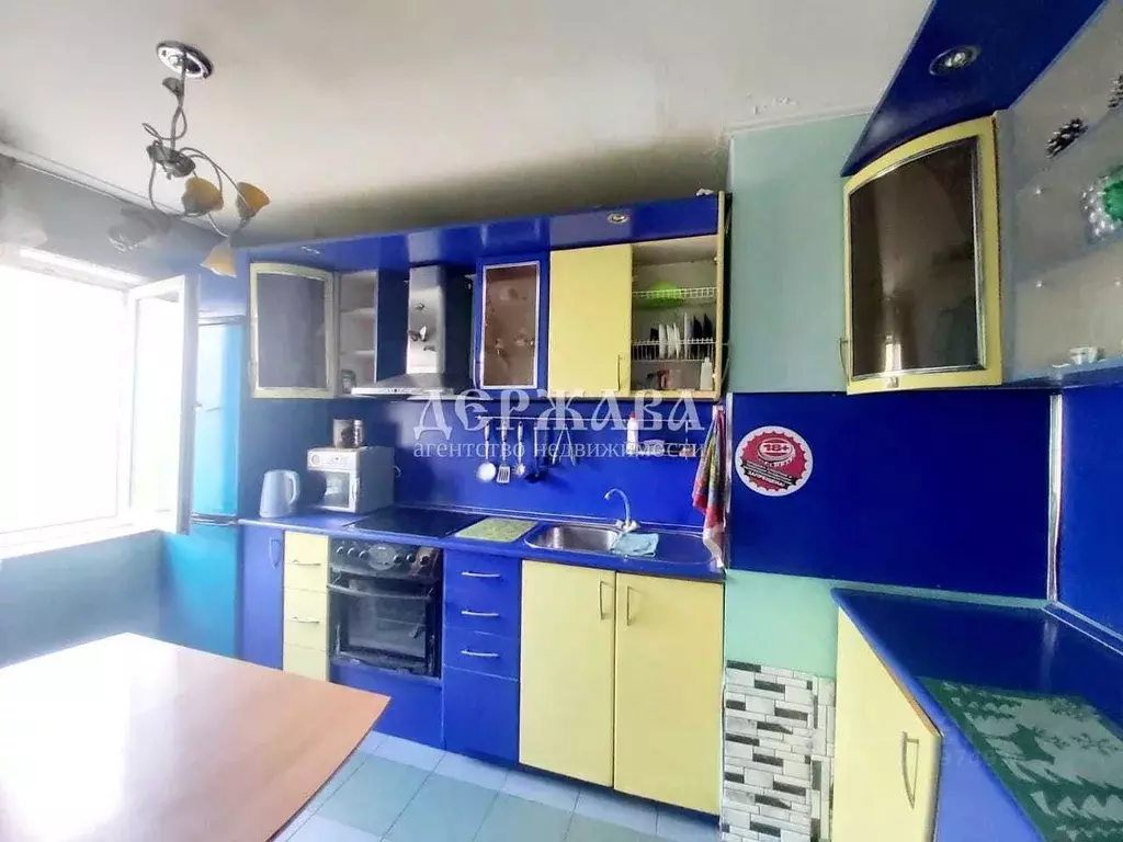 3-к кв. Белгородская область, Старый Оскол Восточный мкр, 2А (68.0 м) - Фото 2