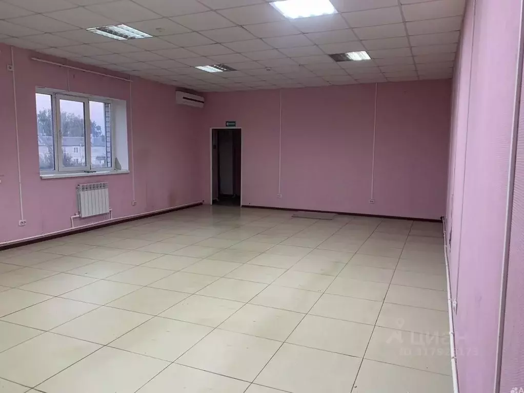 Помещение свободного назначения в Курская область, Щигры ул. Лазарева, ... - Фото 1