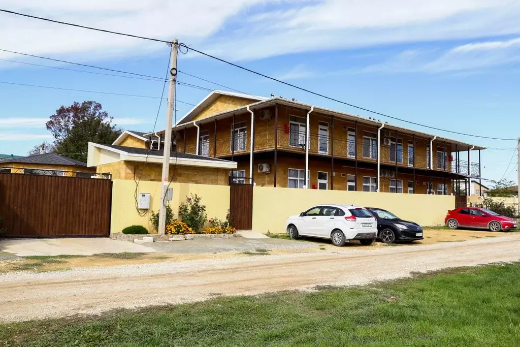 Помещение свободного назначения в Крым, Сакский район, с. Орехово ул. ... - Фото 2