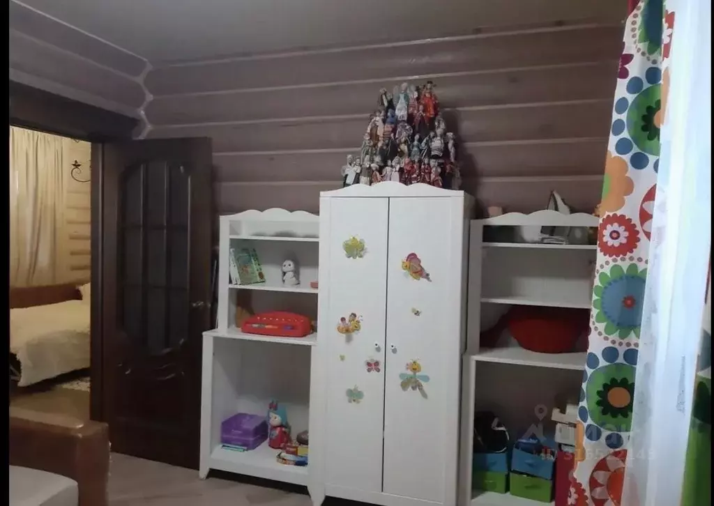 Дом в Новгородская область, Новгородский район, Ракомское с/пос, д. ... - Фото 1