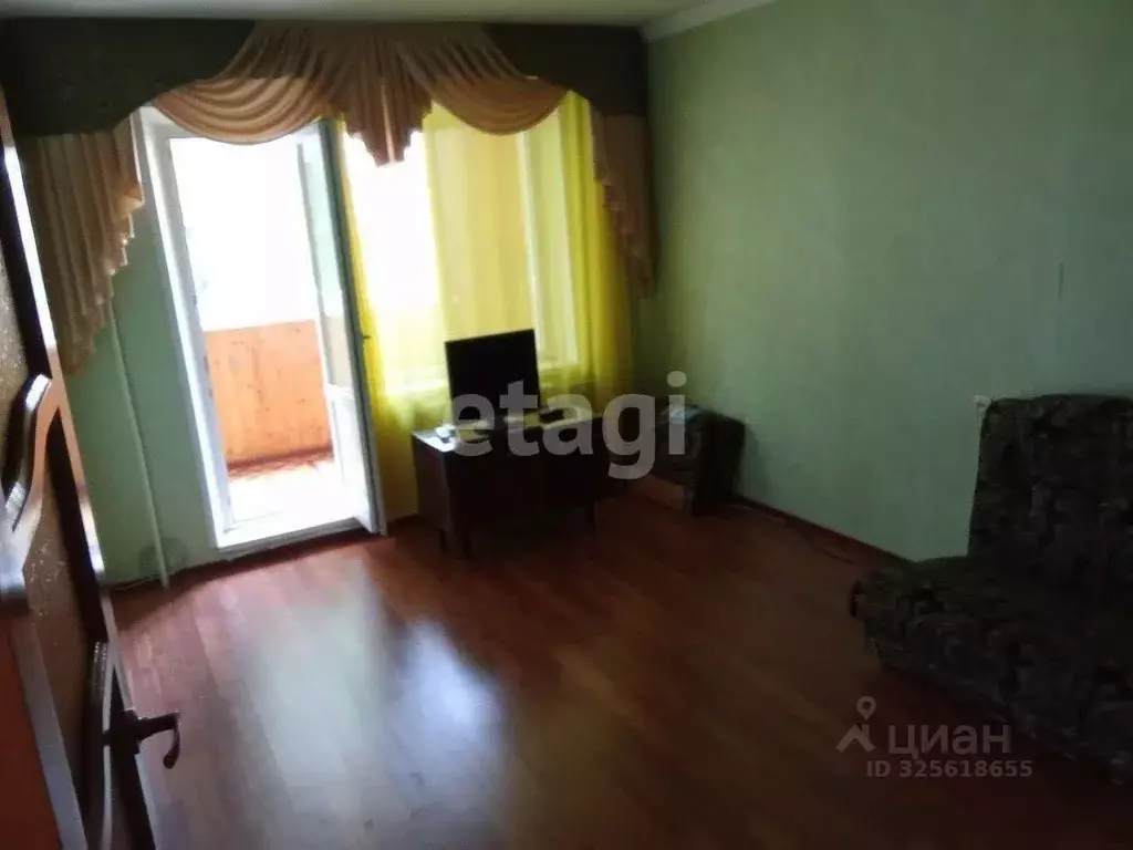 2-к кв. Белгородская область, Алексеевка Республиканская ул., 67 (59.8 ... - Фото 1