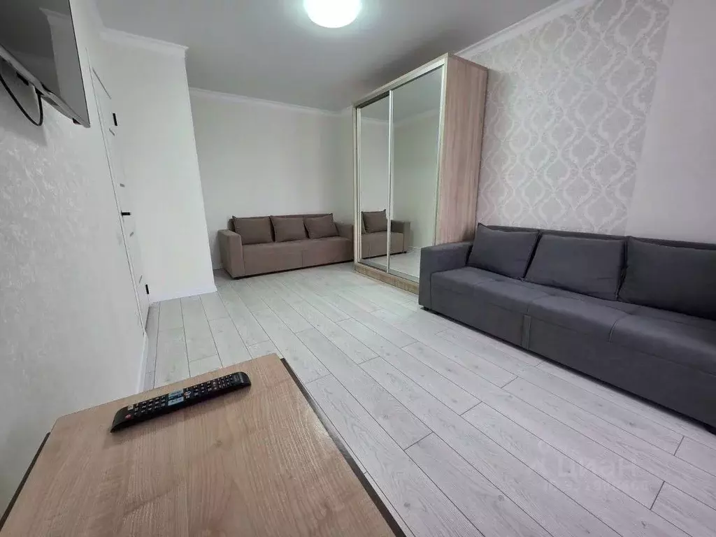 1-к кв. Татарстан, Казань ул. Айрата Арсланова, 8 (42.0 м) - Фото 2