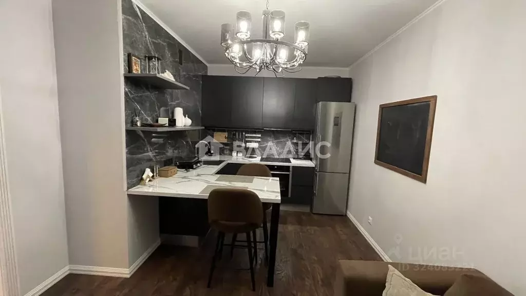 2-к кв. Санкт-Петербург ул. Верхне-Каменская, 9к1 (35.0 м) - Фото 1