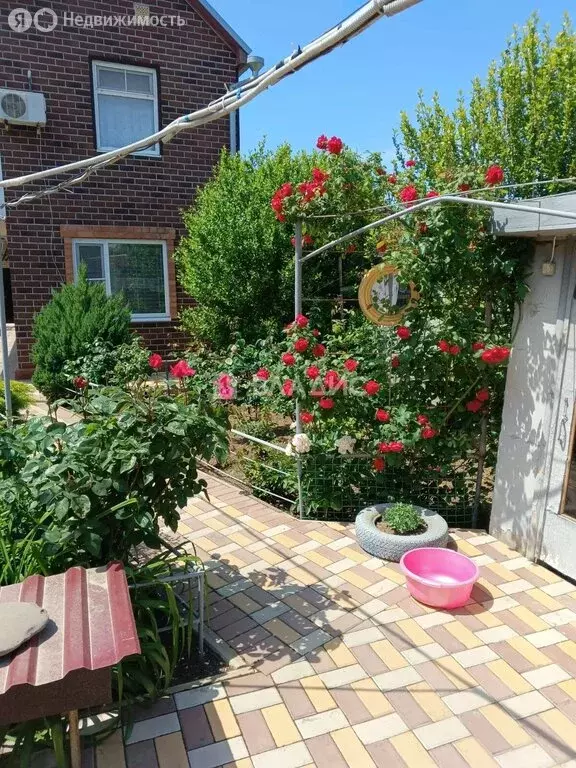 Дом в Ейск, улица Осипенко (173.6 м) - Фото 2