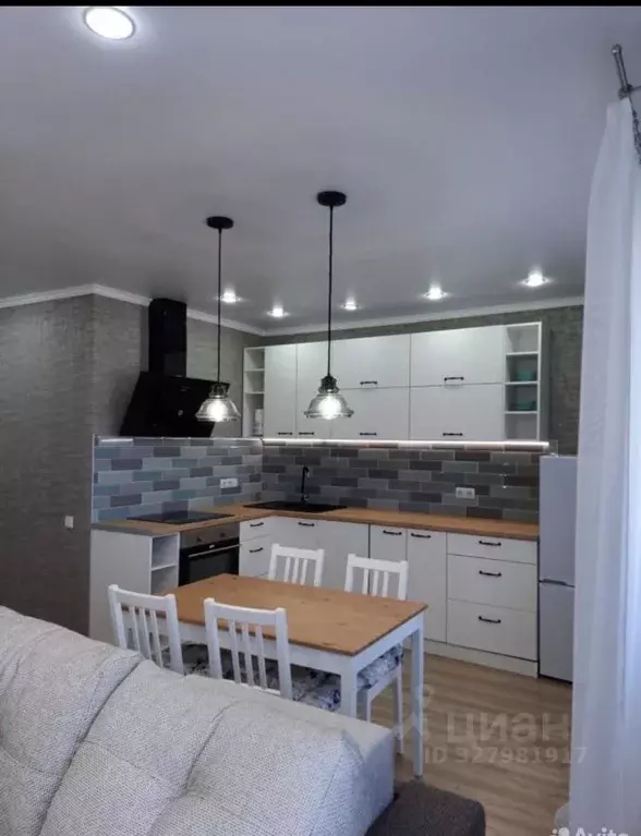 Студия Саратовская область, Энгельс ул. Пушкина, 87 (36.0 м) - Фото 2