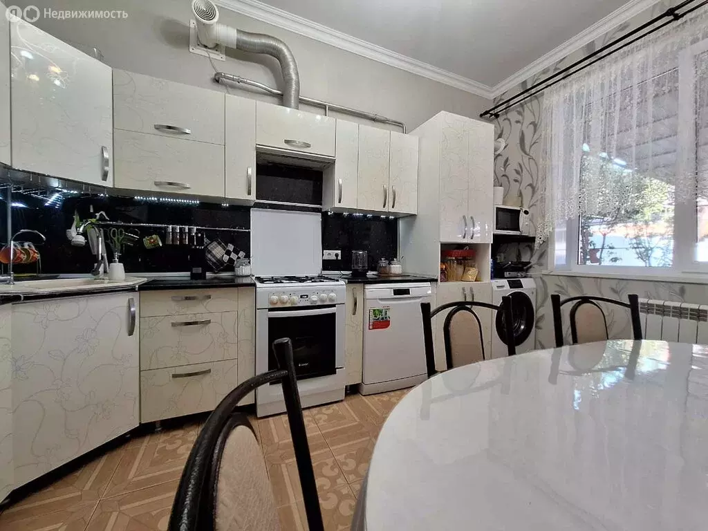 Дом в Краснодарский край, Армавир (78.7 м) - Фото 0