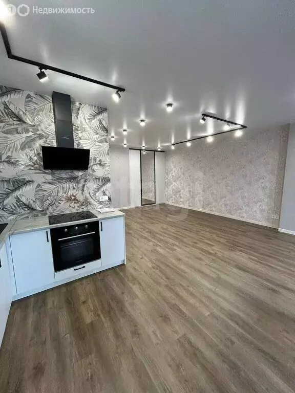 Квартира-студия: Омск, улица Ватутина, 12 (47.4 м) - Фото 1