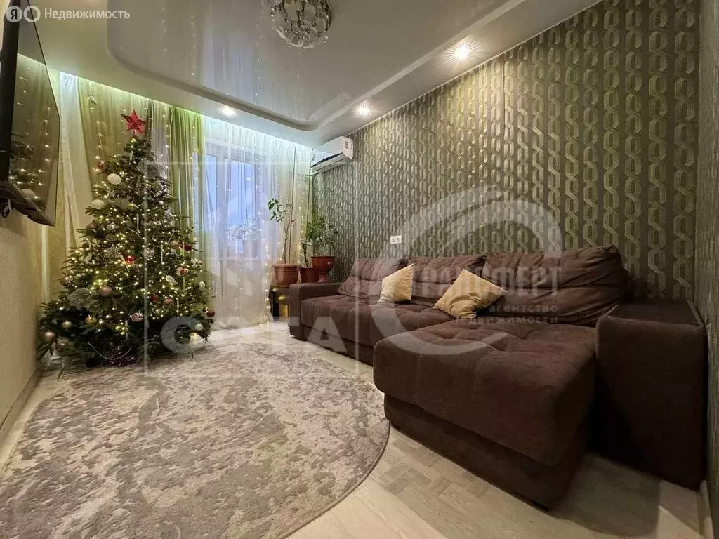 3-комнатная квартира: Воронеж, улица 9 Января, 241/14 (69.8 м) - Фото 1