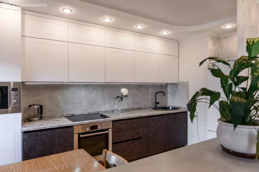 3-комнатная квартира: Иркутск, улица Лермонтова, 333В (67 м) - Фото 1