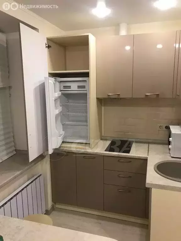 3-комнатная квартира: Тюмень, Кремлёвская улица, 102 (107 м) - Фото 0