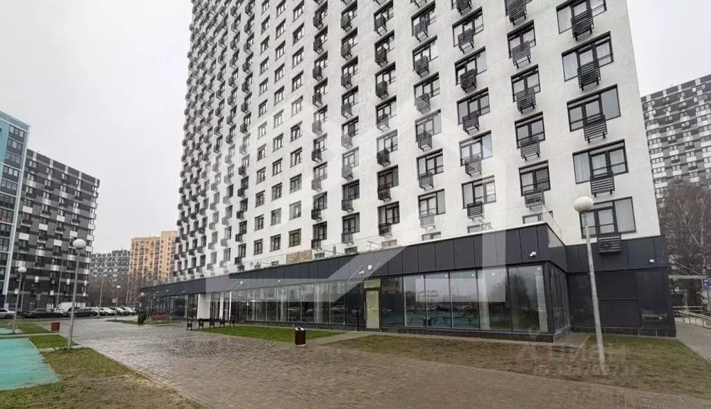 Торговая площадь в Москва ул. Авиаторов, 1 (150 м) - Фото 1