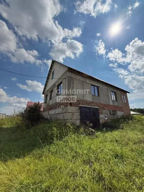 Дом в Башкортостан, Ишимбайский район, Урман-Бишкадакский сельсовет, ... - Фото 2