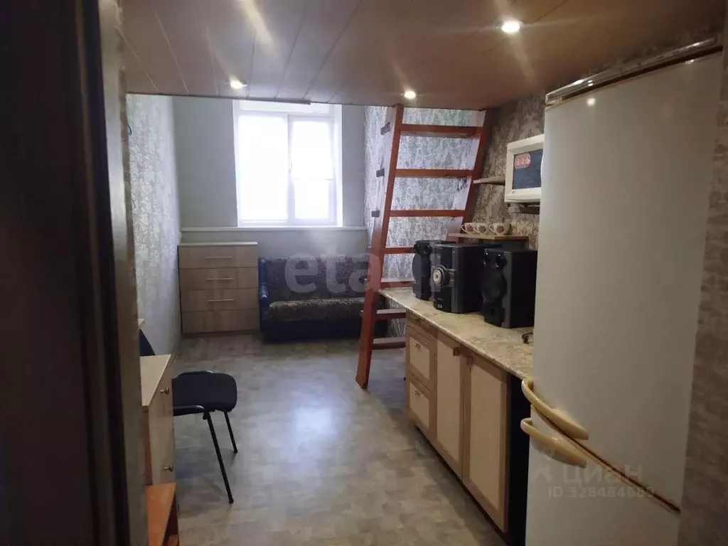 Комната Калининградская область, Калининград ул. Александра Суворова, ... - Фото 1