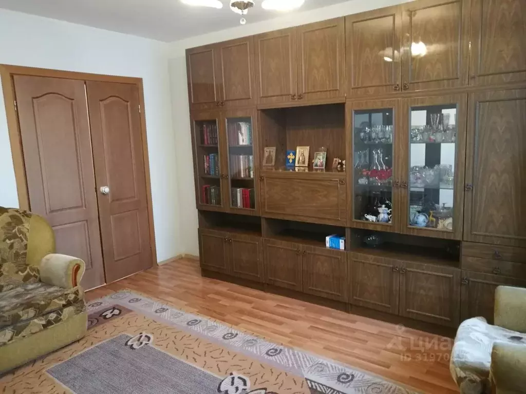 1-к кв. Свердловская область, Екатеринбург ул. Парниковая, 8 (36.0 м) - Фото 0