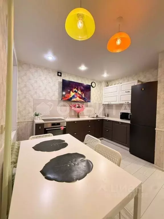 2-к кв. Тюменская область, Тюмень ул. Серова, 23 (61.0 м) - Фото 2