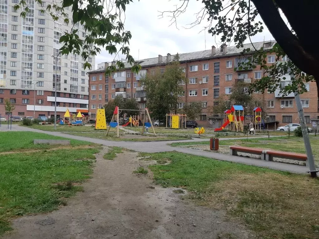 1-к кв. Свердловская область, Среднеуральск ул. Калинина, 2А (30.0 м) - Фото 0