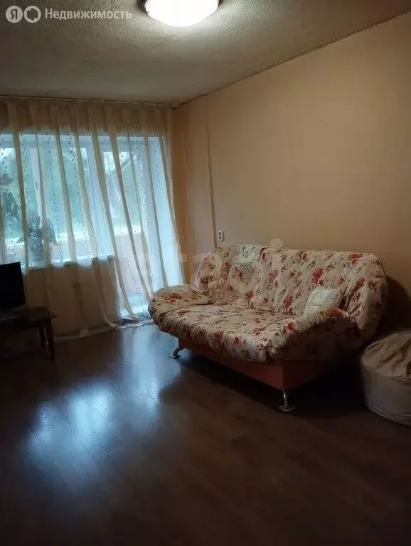 2-комнатная квартира: Златоуст, Таганайская улица, 202 (43.3 м) - Фото 2