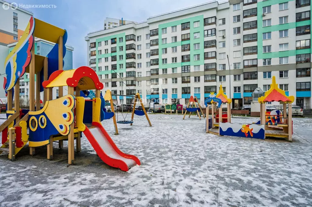 2-комнатная квартира: Екатеринбург, улица Павла Шаманова, 13 (60 м) - Фото 2