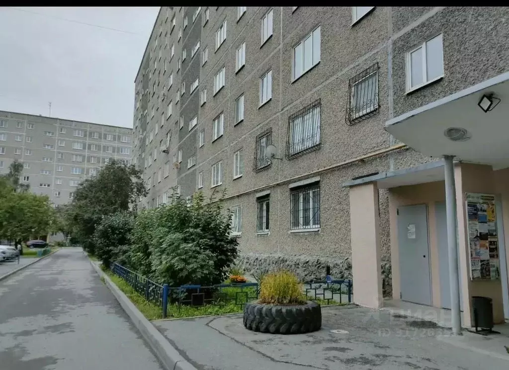 3-к кв. Свердловская область, Екатеринбург ул. Начдива Онуфриева, 48 ... - Фото 0