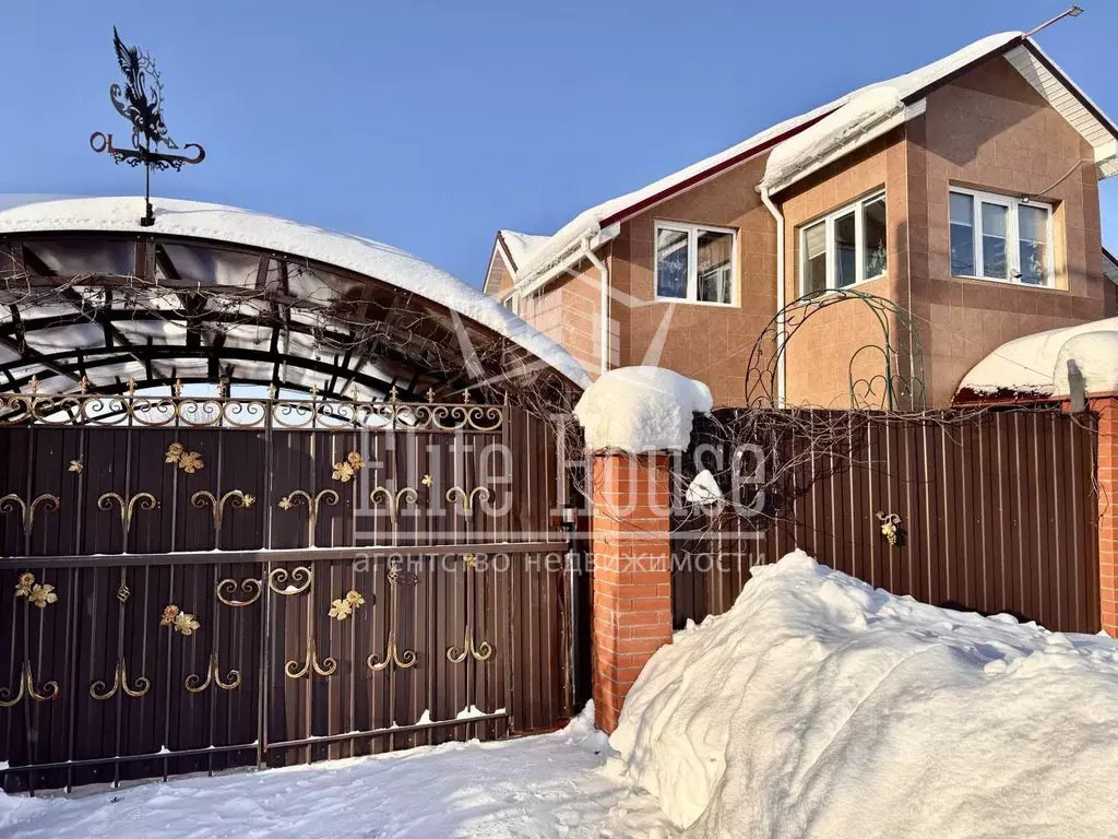 Коттедж в Калужская область, Калуга городской округ, д. Мстихино ул. ... - Фото 1