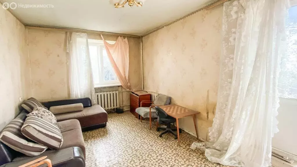 3-комнатная квартира: Волгоград, район Семь Ветров, бульвар 30-летия ... - Фото 2