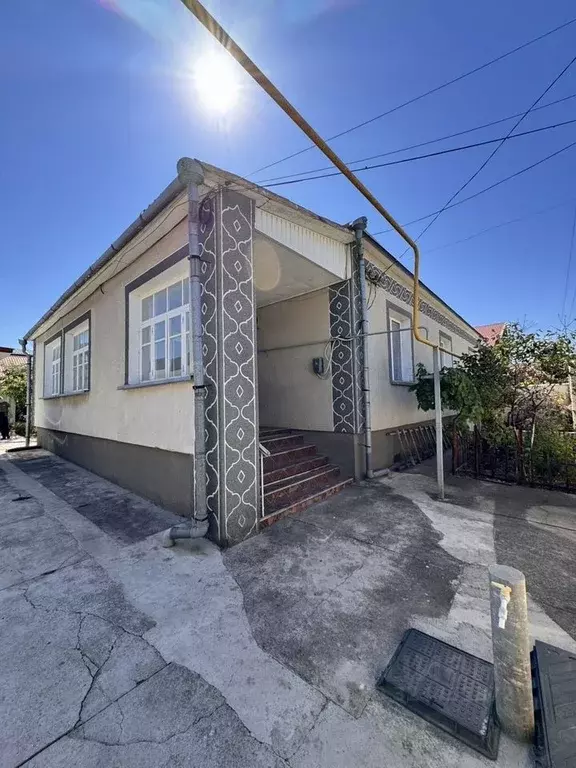 Дом в Крым, Симферополь ул. Сейдали Куртсеитова (130 м) - Фото 1