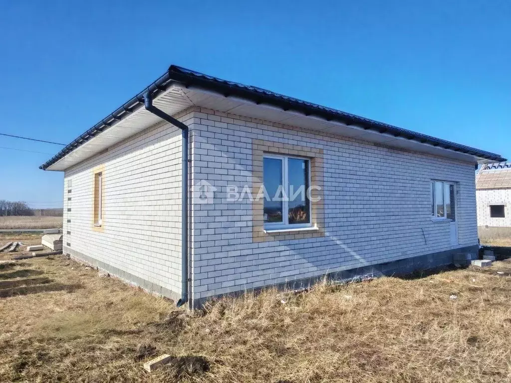 Дом в Белгородская область, Яковлевский муниципальный округ, с. ... - Фото 2