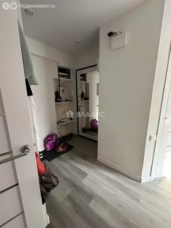 3-комнатная квартира: Москва, улица Паршина, 21к2 (45 м) - Фото 1