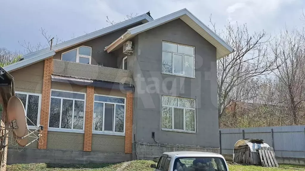 Дом 197,4 м на участке 13 сот. - Фото 0