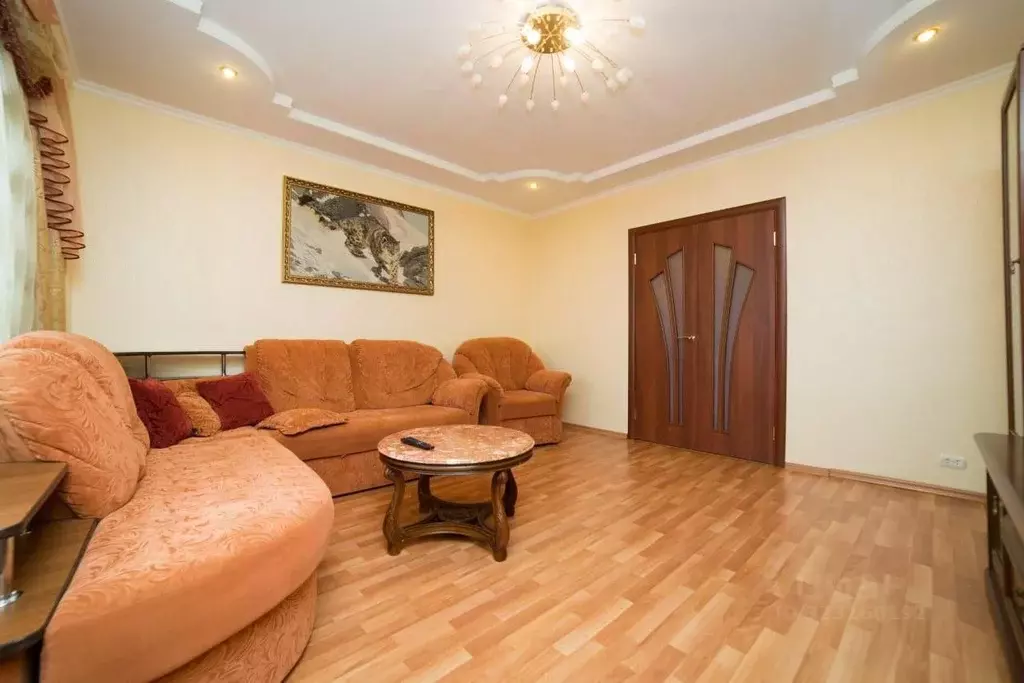 2-к кв. Челябинская область, Челябинск просп. Ленина, 83А (70.0 м) - Фото 2