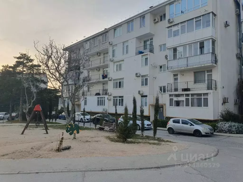 1-к кв. Севастополь ул. Военных Строителей, 12/2 (40.3 м) - Фото 0