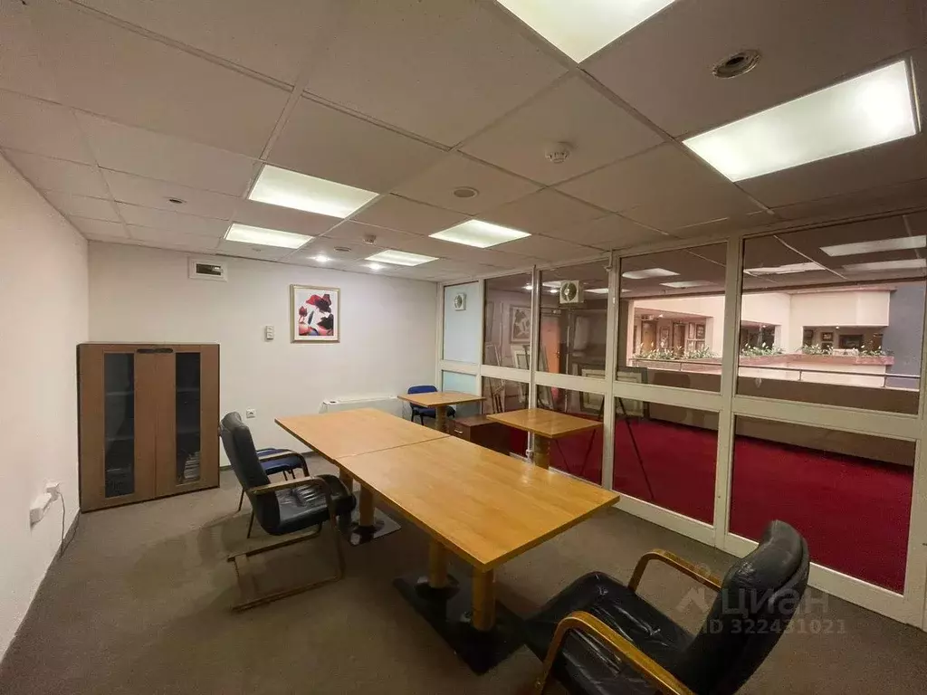 Офис в Свердловская область, Екатеринбург ул. Куйбышева, 44 (20 м) - Фото 2