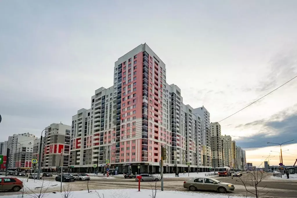 1-к кв. Свердловская область, Екатеринбург ул. Рябинина, 19 (41.8 м) - Фото 1