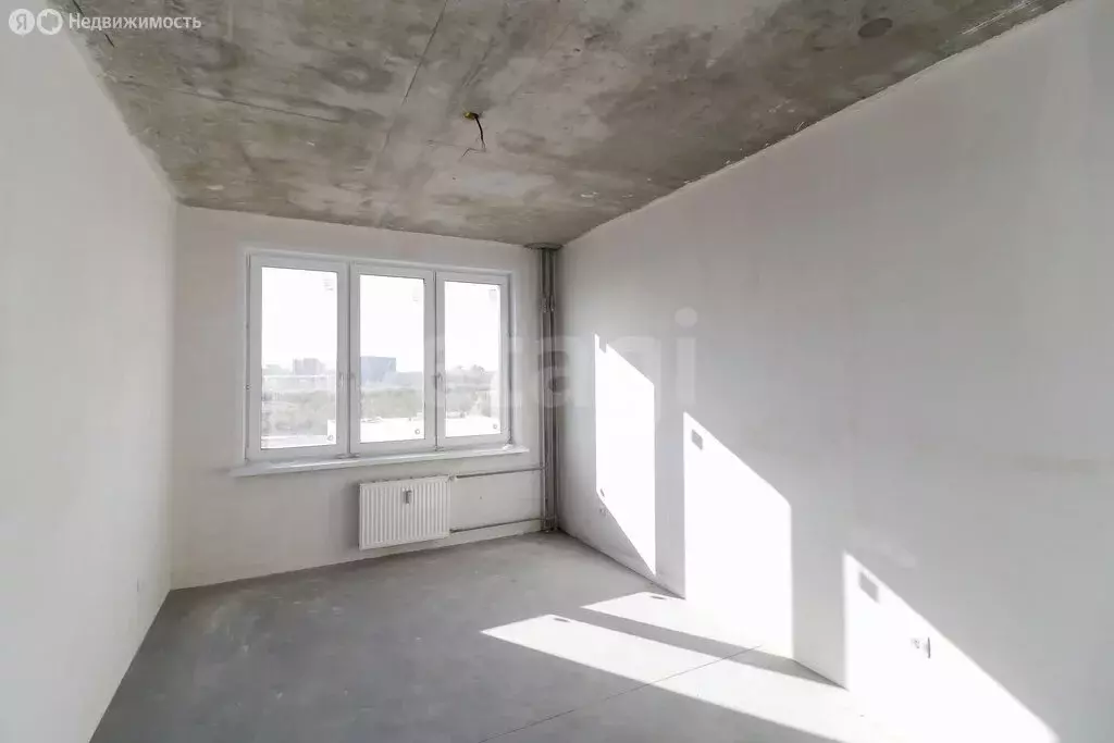 1-комнатная квартира: Тюмень, улица Вадима Бованенко, 4к1 (37.1 м) - Фото 1