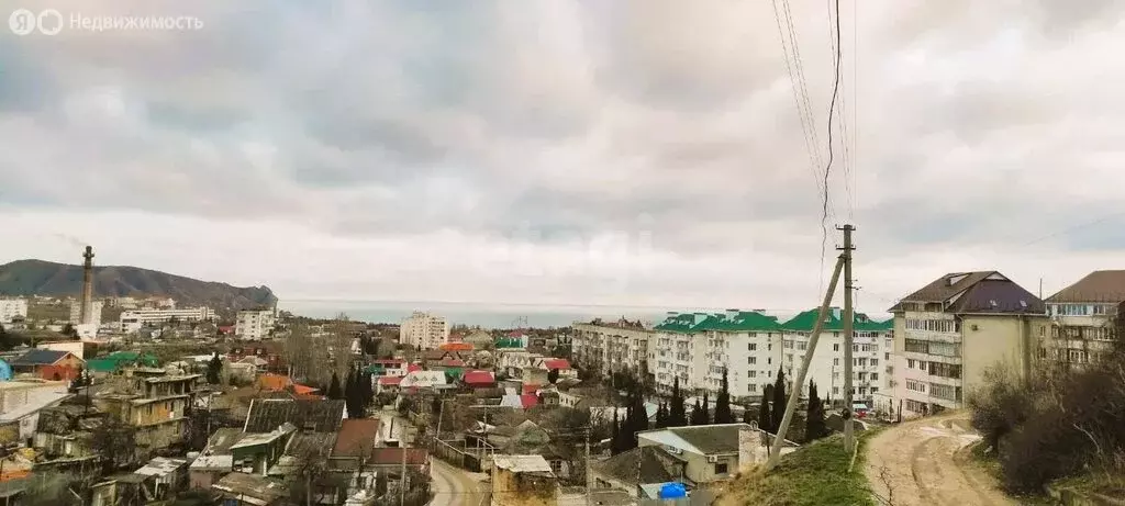Участок в Судак, улица Айвазовского (6.6 м) - Фото 1