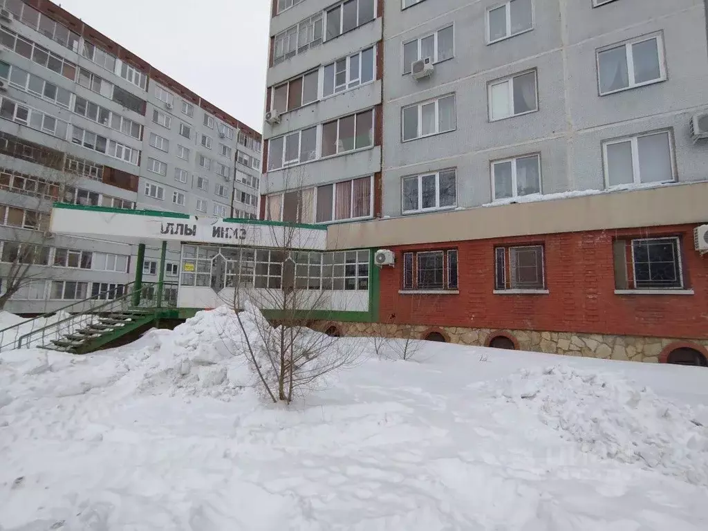 Помещение свободного назначения в Татарстан, Набережные Челны просп. ... - Фото 2