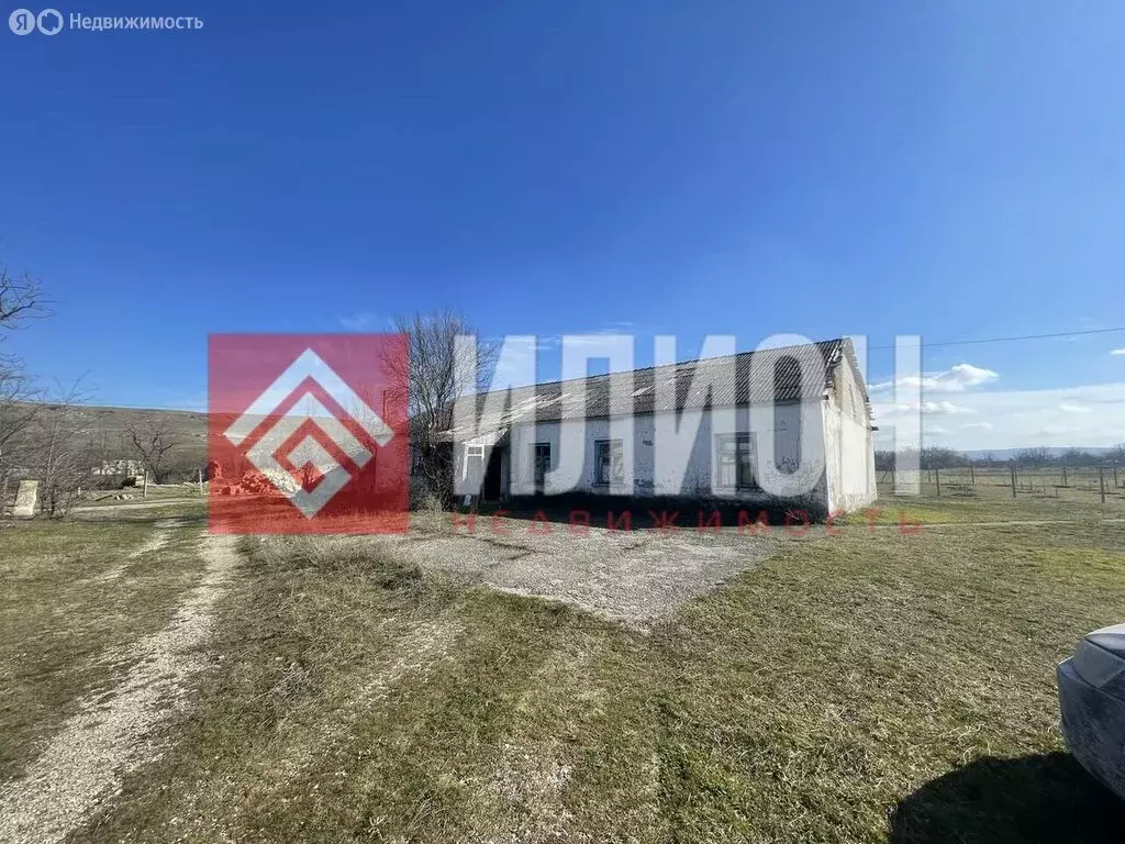 Дом в Белогорский район, Васильевское сельское поселение, село ... - Фото 2