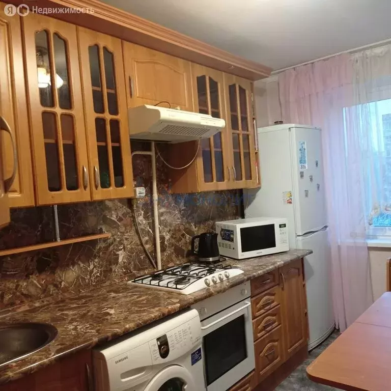 3-комнатная квартира: Нижний Новгород, улица Германа Лопатина, 2 (63.8 ... - Фото 2