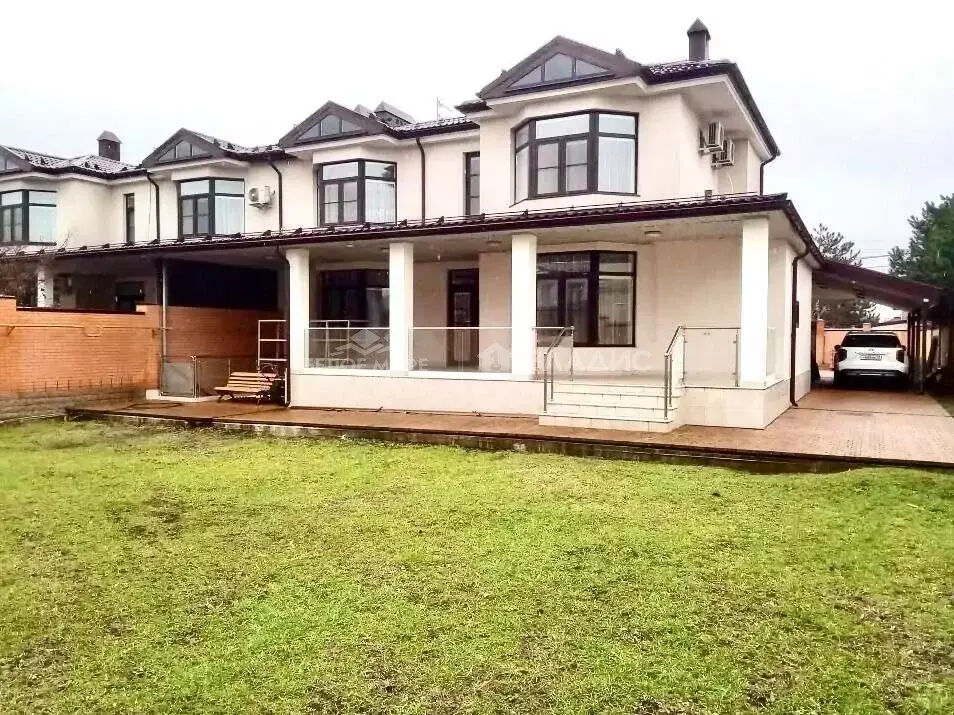 Дом в Краснодар, Платановая улица, 17 (360 м) - Фото 1