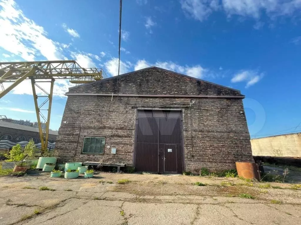 Склад в центре Санкт-Петебурга, 3 000 кв.м - Фото 0