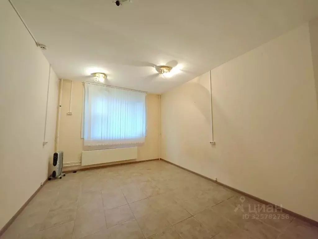 Помещение свободного назначения в Москва ул. Адмирала Лазарева, 47 (15 ... - Фото 2