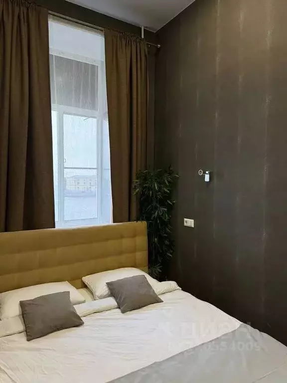 Комната Санкт-Петербург наб. Макарова, 22 - Фото 1